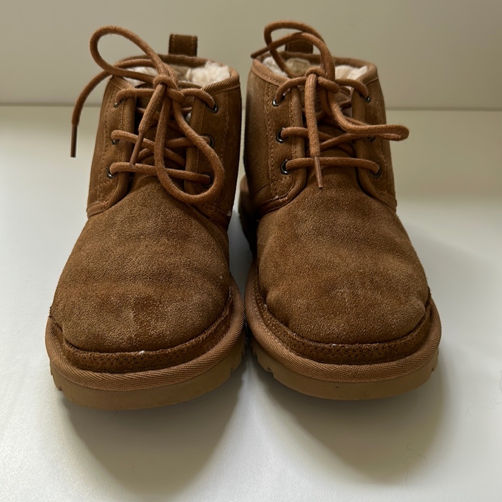 Ugg Neumel tan size 7 women